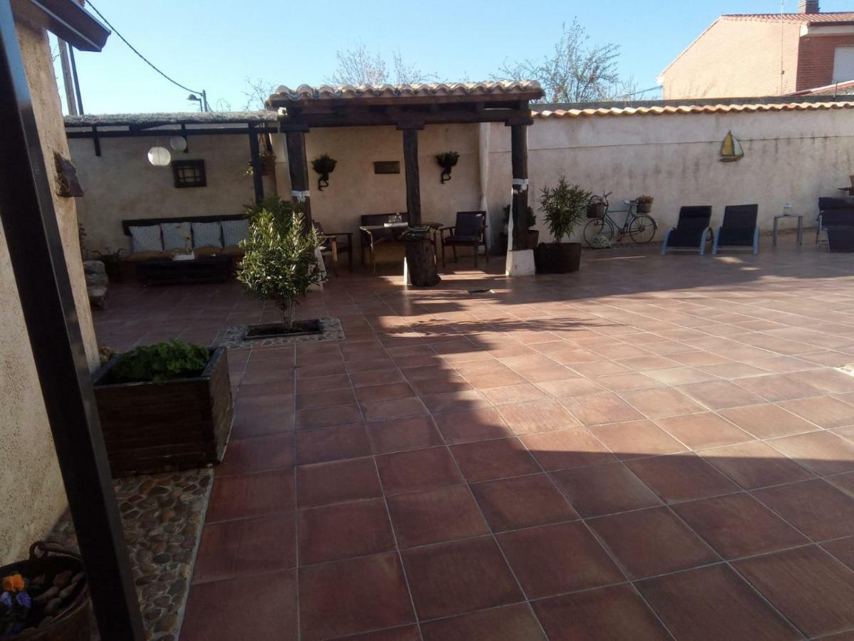 Pinar De Las Cabanuelas Villanueva de Duero المظهر الخارجي الصورة